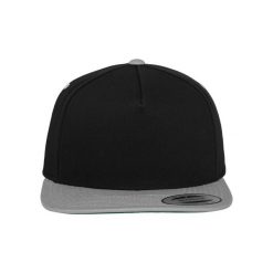 Czapka Flexfit Classique 5 panel. Czarne czapki z daszkiem FLEXFIT, bez wzorów. Za 68.15 zł.