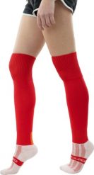 Podkolanówki Playerlayer Adult Scarlet Red. Czerwone skarpetki 661, bez wzorów, z materiału. Za 93.99 zł.