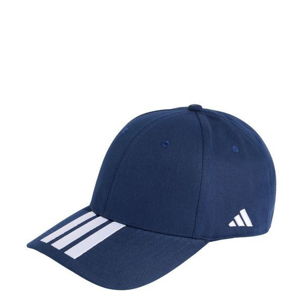 CZAPKA TIRO. Białe czapki z daszkiem adidas, bez wzorów, z bawełny, sportowe. Za 89.95 zł.