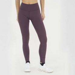 Legginsy treningowe CERBERO efekt push-up bordowy. Fioletowe legginsy LEGEA, bez wzorów, z elastanu, sportowe. W wyprzedaży za 108.00 zł.