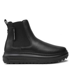 Sztyblety KARL LAGERFELD. Czarne botki KARL LAGERFELD, bez wzorów, bez obcasa, na płaskiej podeszwie, bez zapięcia. Za 599.99 zł.