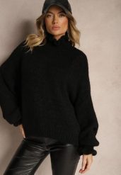 Czarny Golf z Wełną i Wiskozą Oversize Ozdobiony przy Dekolcie z Falbanką Ninnatria. Czarne swetry Renee, na zimę, l, z aplikacjami, z wełny, eleganckie, bez ramiączek. W wyprzedaży za 143.99 zł.