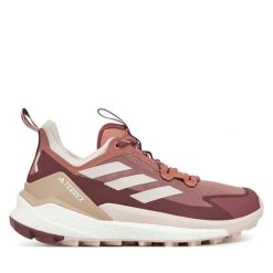 Trekkingi adidas. Czerwone buty trekkingowe adidas, bez zapięcia. Za 489.99 zł.