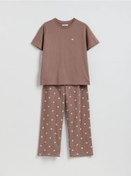 Dwuczęściowa piżama w serca - brązowy. Brązowe piżamy Reserved, l, bez wzorów, z bawełny, bez kołnierzyka, bez ramiączek. Za 79.99 zł.