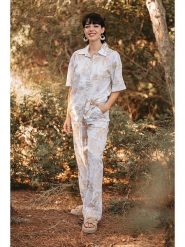 Isla Bonita by SIGRIS Koszula w kolorze beżowo-kremowym rozmiar: XL. Brązowe koszule Isla Bonita by SIGRIS, xl, bez wzorów, z bawełny, bez kołnierzyka, bez ramiączek. Za 97.28 zł.