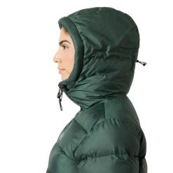 Parka damska z kapturem Helly Hansen Active. Zielone płaszcze Helly Hansen, bez wzorów, z puchu, z kapturem. W wyprzedaży za 920.00 zł.