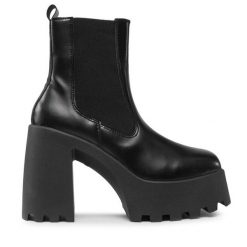 Botki Altercore. Czarne botki Altercore, bez wzorów, bez obcasa, na słupku, bez zapięcia. Za 199.99 zł.