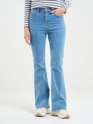 Jeansy damskie z rozszerzaną nogawką jasnoniebieskie Clara Flare 158. Niebieskie jeansy BIG STAR, bez wzorów, z jeansu, eleganckie. W wyprzedaży za 249.99 zł.