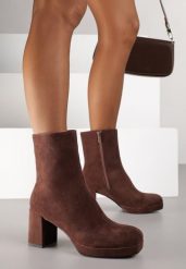 Brązowe Botki Vices na Obcasie i Platformie z Kwadratowym Noskiem Faliresa. Brązowe botki Born2be, bez wzorów, eleganckie, bez obcasa, na obcasie, bez zapięcia. Za 109.99 zł.