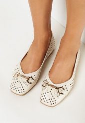 Beżowe Balerinki Celini. Brązowe baleriny Born2be, w ażurowe wzory, ze skóry ekologicznej, boho, bez obcasa, bez zapięcia. W wyprzedaży za 59.99 zł.