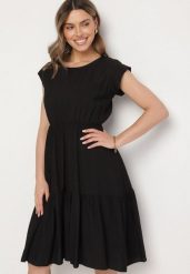 Czarna Wiskozowa Sukienka o Rozkloszowanym Kroju Lizena. Czarne sukienki Born2be, na co dzień, bez wzorów, z wiskozy, eleganckie, bez kołnierzyka, bez ramiączek, midi, rozkloszowane. W wyprzedaży za 63.74 zł.