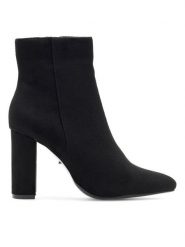 DeeZee Botki BRITT LS4690-19B Czarny. Czarne botki DeeZee, bez wzorów, z materiału, bez obcasa, na słupku, bez zapięcia. Za 129.99 zł.