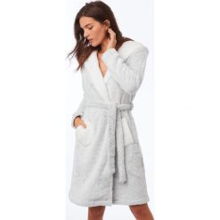 Etam - Szlafrok Ostine. Szlafroki damskie marki Etam. W wyprzedaży za 179.90 zł.