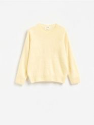 Wełniany sweter z domieszką kaszmiru - jasnożółty. Żółte swetry Reserved, l, bez wzorów, z kaszmiru, bez ramiączek. Za 299.99 zł.