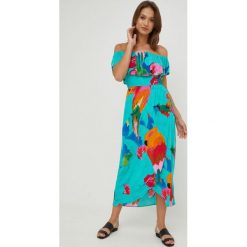 Desigual sukienka 22SWVW47 kolor turkusowy maxi rozkloszowana. Niebieskie sukienki Desigual, l, bez wzorów, z tkaniny, bez kołnierzyka, bez ramiączek, maxi, rozkloszowane. W wyprzedaży za 359.99 zł.