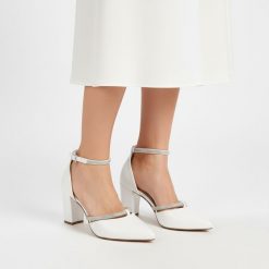 Czółenka damskie Marco Tozzi, ze skóry naturalnej na stabilnym słupku zapewniającym wygodę z paskiem wokół kostki poprawiającym dopasowanie i stabiln. Białe czółenka Marco Tozzi, bez wzorów, ze skóry, bez obcasa, na słupku, bez zapięcia. Za 279.00 zł.