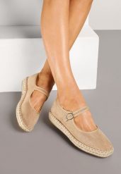 Ciemnobeżowe Espadryle z Ekozamszu Zapinane na Pasek z Klamerką Deolisse. Brązowe espadryle Renee, w ażurowe wzory, z jeansu, eleganckie, bez obcasa, na obcasie. W wyprzedaży za 69.99 zł.
