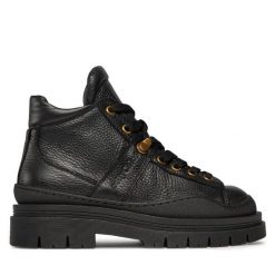 Botki See By Chloé. Czarne botki See By Chloé, bez wzorów, bez obcasa, na płaskiej podeszwie, bez zapięcia. Za 1,639.00 zł.