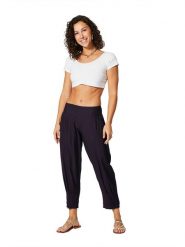 Aller Simplement Spodnie w kolorze granatowym rozmiar: 38/40. Niebieskie spodnie materiałowe Aller Simplement, bez wzorów, z materiału, klasyczne, z podwyższonym stanem. Za 56.99 zł.