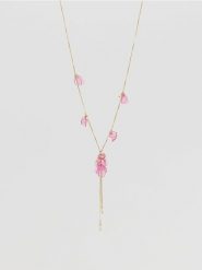 Naszyjnik z ozdobnymi elementami - różowy. Czerwone naszyjniki Reserved. Za 59.99 zł.