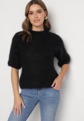 Czarny Moherowy Sweter o Kroju Nietoperza z Rękawami 3/4 Eleanira. Czarne swetry Born2be, na zimę, uniwersalny, z aplikacjami, z jeansu, eleganckie, bez ramiączek. W wyprzedaży za 263.49 zł.