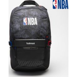 Plecak do koszykówki 25 L Tarmak NBA 500. Czarne plecaki TARMAK, bez wzorów, bez dodatków. Za 179.99 zł.