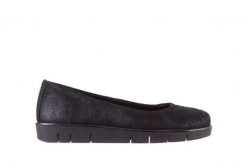 Baleriny The Flexx D1039-07 Black, Czarny, Skóra naturalna - 37. Czarne baleriny The Flexx, bez wzorów, ze skóry, klasyczne, bez obcasa, na koturnie, bez zapięcia. W wyprzedaży za 149.00 zł.