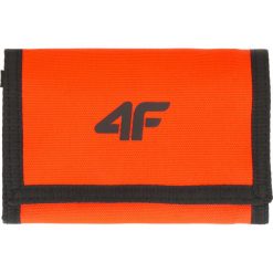 Portfel PRT202 - pomarańcz neon. Portfele marki 4f. Za 39.99 zł.
