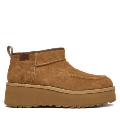 Śniegowce Ugg. Brązowe śniegowce UGG, bez wzorów, bez zapięcia. Za 809.99 zł.