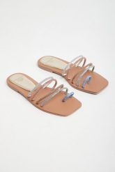 Klapki damskie TWINSET U&B. Klapki Twinset U&B, bez wzorów, bez obcasa, bez zapięcia. Za 519.00 zł.