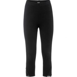 Legginsy rybaczki z koronką. Czarne legginsy bonprix, bez wzorów, z koronki, eleganckie. Za 79.99 zł.