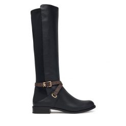Oficerki MICHAEL Michael Kors. Czarne kozaki MICHAEL Michael Kors, bez wzorów, bez obcasa, na płaskiej podeszwie, bez zapięcia. Za 1,239.00 zł.
