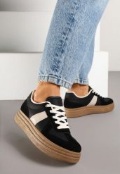 Czarne Sneakersy Klasyczne Tenisówki na Tłoczonej Platformie Nanislla. Czarne trampki Born2be, bez wzorów, klasyczne, bez zapięcia. W wyprzedaży za 67.99 zł.