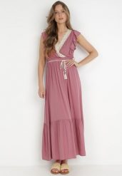 Różowa Sukienka Lasthusa. Czerwone sukienki Born2be, na imprezę, l, bez wzorów, z koronki, boho, bez kołnierzyka, bez ramiączek, maxi, kopertowe. Za 149.99 zł.