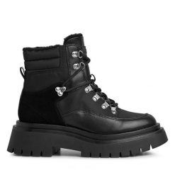 Botki Pepe Jeans. Czarne botki Pepe Jeans, bez wzorów, z jeansu, bez obcasa, na płaskiej podeszwie, bez zapięcia. Za 389.99 zł.