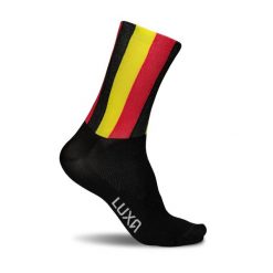Skarpety Rowerowe Unisex Luxa Flagi. Czarne skarpetki LUXA, bez wzorów, z elastanu. Za 69.00 zł.