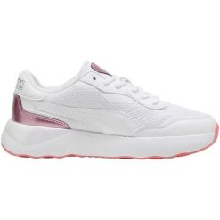 Buty Puma Runtamed Platform GirlPower W 395259 01 białe. Białe buty do biegania bez wzorów, z gumy, bez zapięcia, do biegania. Za 397.39 zł.