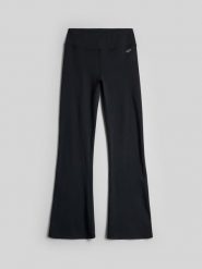 4F Legginsy dzianinowe z rozszerzanymi nogawkami damskie - czarne XL. Czarne legginsy 4f, bez wzorów, z dzianiny. Za 129.99 zł.
