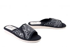 METEOR 008 Helena czarny, kapcie damskie. Czarne kapcie Meteor, bez wzorów. Za 40.79 zł.