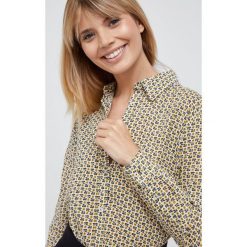 Pepe Jeans koszula bawełniana damska regular z kołnierzykiem klasycznym. Koszule Pepe Jeans, m, bez wzorów, z bawełny, klasyczne, bez kołnierzyka, bez ramiączek. W wyprzedaży za 274.99 zł.
