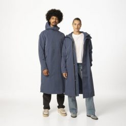 Zimowa kurtka przeciwdeszczowa rowerowa niebieska Poray 10000 City Slicker. Niebieskie kurtki AGU, na zimę, s, bez wzorów, z materiału, eleganckie, z kapturem. Za 1,477.95 zł.