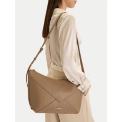 Torebka GINO ROSSI. Brązowe torebki klasyczne Gino Rossi, bez wzorów, klasyczne, bez dodatków. Za 199.99 zł.