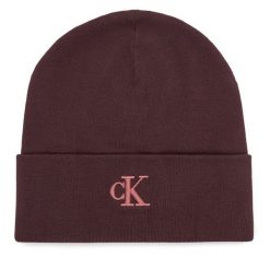 Czapka Calvin Klein. Czerwone czapki zimowe Calvin Klein, bez wzorów. Za 129.99 zł.
