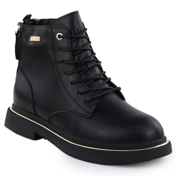 Skórzane botki damskie workery czarne Goe SS2N4101. Czarne botki GOE, bez wzorów, z materiału, eleganckie, bez obcasa, bez zapięcia. Za 200.00 zł.