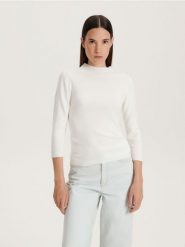 Bluzka z wiskozy - złamana biel. Bluzki Reserved, l, bez wzorów, z dzianiny, bez kołnierzyka, bez ramiączek. W wyprzedaży za 29.99 zł.