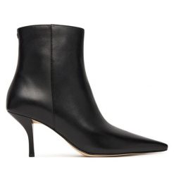 Botki MICHAEL Michael Kors. Czarne botki MICHAEL Michael Kors, bez wzorów, bez obcasa, na szpilce, bez zapięcia. Za 699.99 zł.
