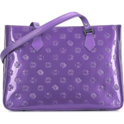 Torebka shopperka z błyszczącej skóry w monogram. Czarne shopper bag Wittchen, bez wzorów, z lakierowanej skóry, eleganckie, duże, lakierowane, bez dodatków. Za 1,299.00 zł.