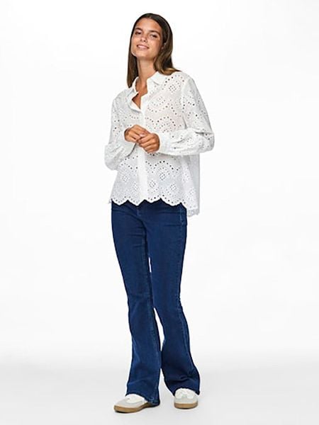 Pieces Bluzka "Vilde" w kolorze białym rozmiar: M. Białe bluzki Pieces, m, bez wzorów, z bawełny, bez kołnierzyka, bez ramiączek. Za 105.45 zł.