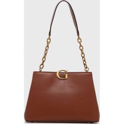 Guess torebka kolor brązowy. Brązowe listonoszki Guess, z aplikacjami, bez dodatków. Za 629.99 zł.