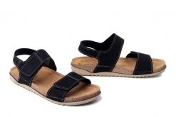 INBLU AA-01KU czarny, sandały damskie. Czarne sandały Inblu, bez wzorów, ze skóry, bez obcasa, bez zapięcia. Za 119.90 zł.